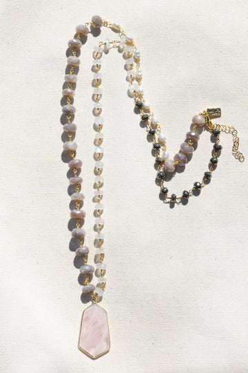 GARBO NECKLACE- ROSE QUARTZ